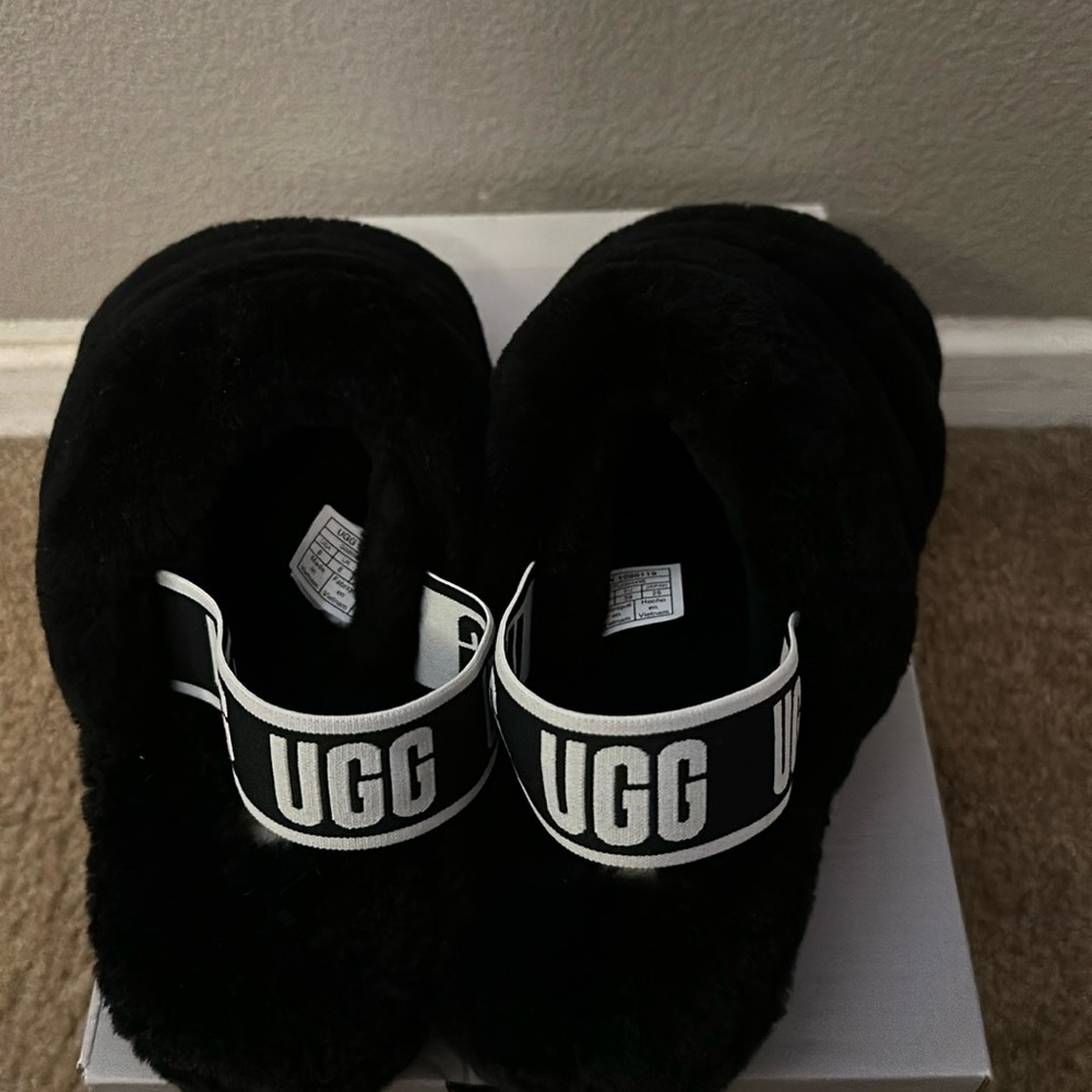 UGG Fluff Yeah Slides NEW NO BOX